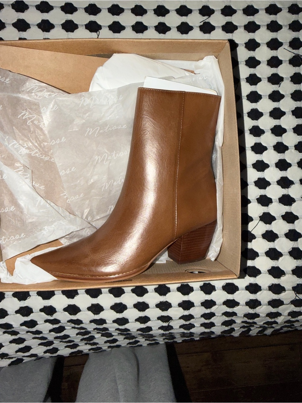 Matisse Tan Leather Pointed Ankle Boot - Picture 5 of 5